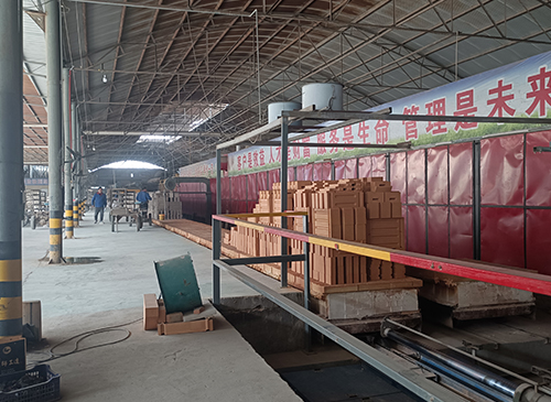 什么是耐火磚的干燥，干燥過程分為哪幾個(gè)階段?